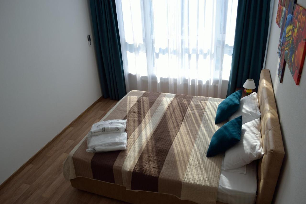 In The Sky Apartment Kiew Exterior foto